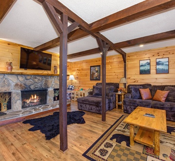 Honey Bear Lodge