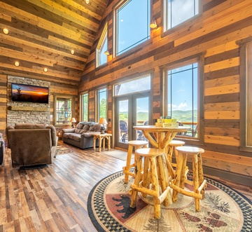The Lodge At Coopers Hawk