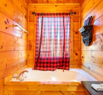 TreeTop Lodge