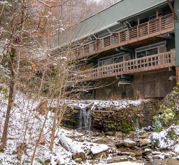 Hiker's Hideaway