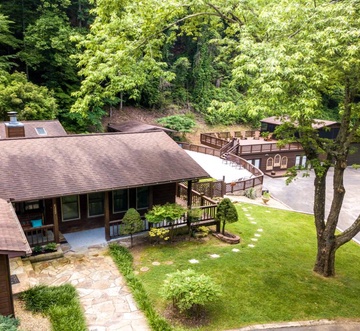 Pioneer Trail Retreat