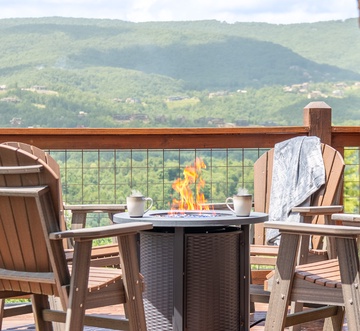 The Lodge At Coopers Hawk