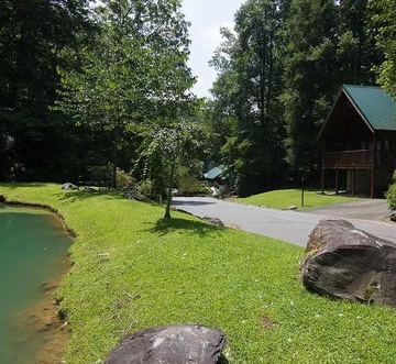 Yeti Lodge