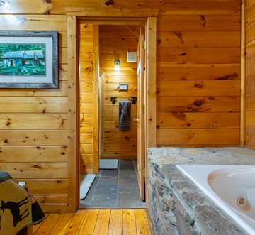 Sweet Bear Hideaway