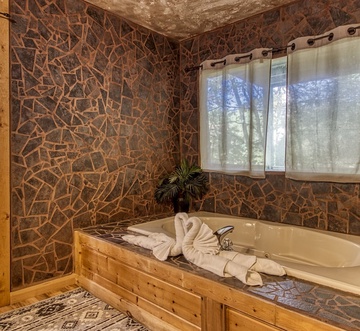 Cozy Bear Lodge