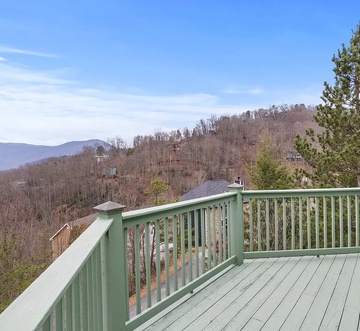 Mountain View Paradise