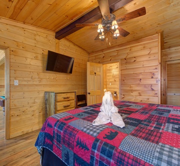 Honey Bear Lodge