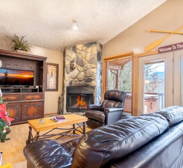 Cozy Bear Hideaway