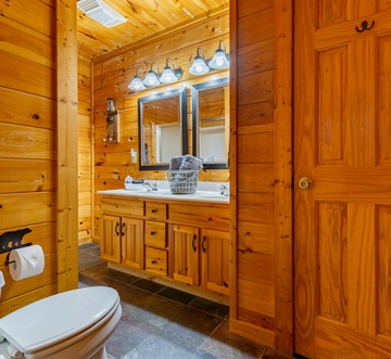 Sweet Bear Hideaway