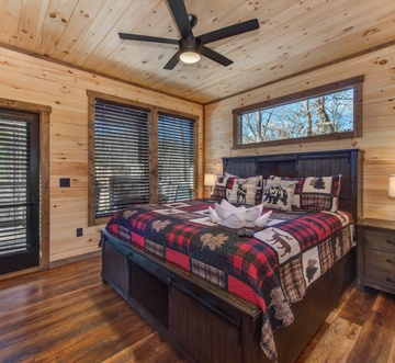 Bearfoot Splash Hideaway