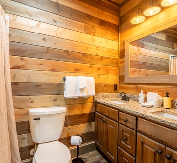 The Lodge At Coopers Hawk