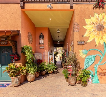 Sea Coast Gardens II 513