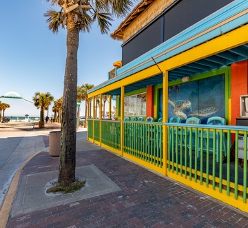 Sea Coast Gardens II 513