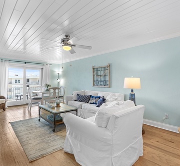 Sea Coast Gardens II 513