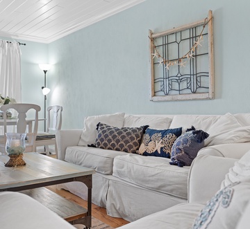 Sea Coast Gardens II 513