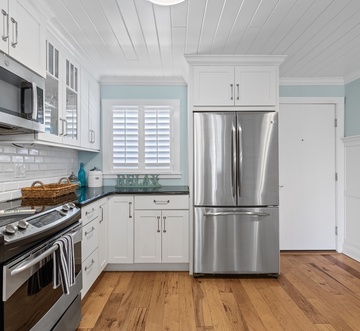 Sea Coast Gardens II 513