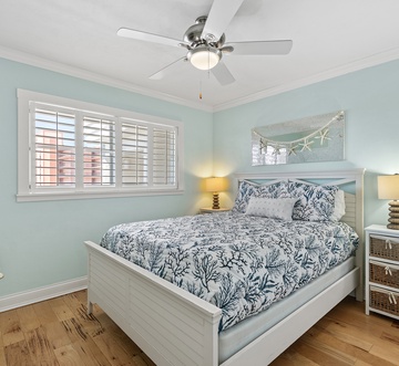 Sea Coast Gardens II 513