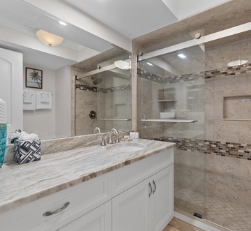 Carlos Pointe #213 Paradise Pointe