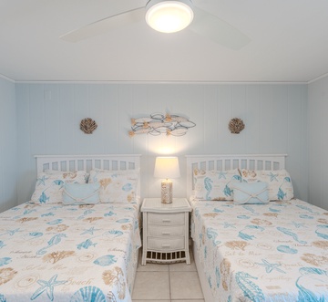 Blue Pearl Manor
