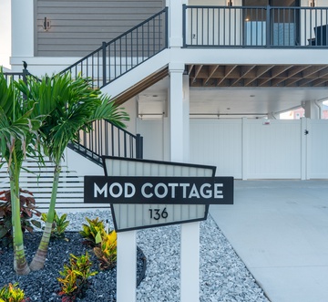 Mod Cottage