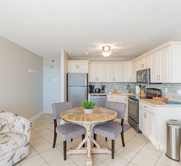 Estero Beach & Tennis 605-C
