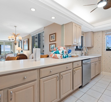 Caper Beach Club 314