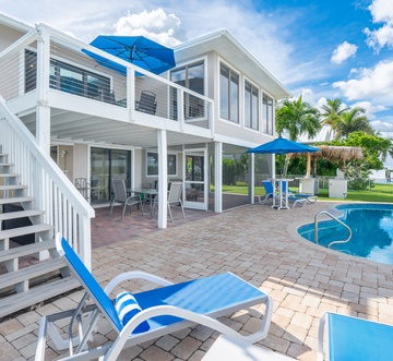 Club 205 At Bayview