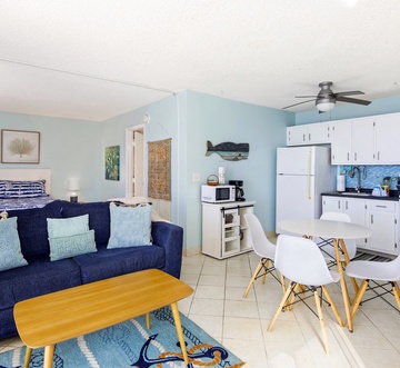 Estero Beach & Tennis 804-C