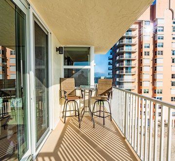 Estero Beach & Tennis 605-C