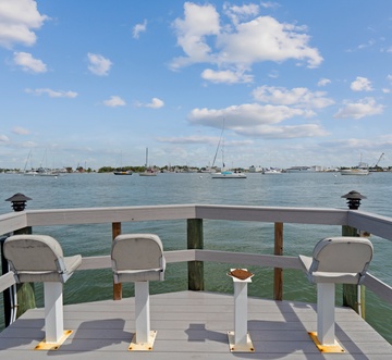 Dock Holiday