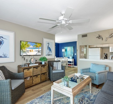 Estero Island Yacht & Racquet 320