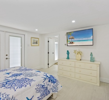 Santini House