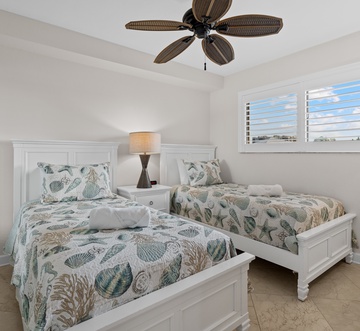 Carlos Pointe #213 Paradise Pointe