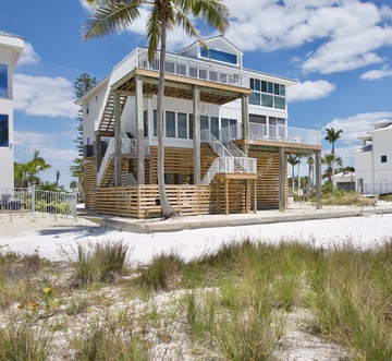 Lone Palm Retreat