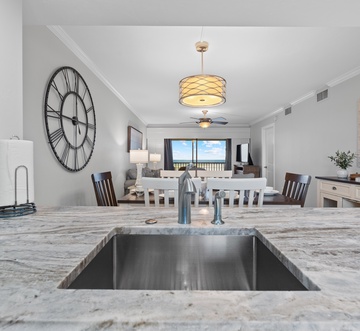 Carlos Pointe #213 Paradise Pointe