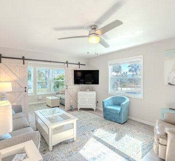 Blue Pearl Manor Upper