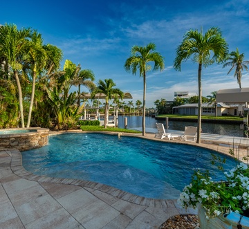 High Tide Hideaway