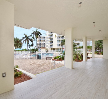 Estero Beach & Tennis 806-B