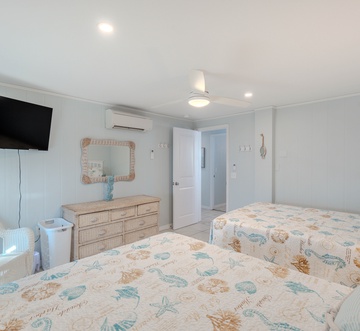 Blue Pearl Manor Lower