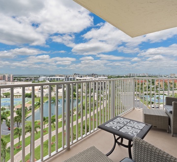 Estero Beach & Tennis 901-C
