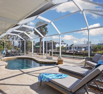 Paradise Palms