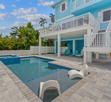 Blue Dolphin View