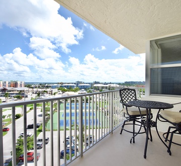 Estero Beach & Tennis 806-B