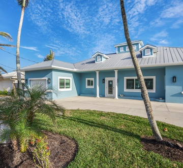 Paradise Palms