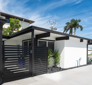Curlew Beach Cottage