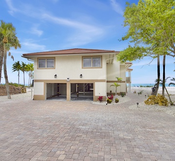 Beachfront Palace (Saint Kyrollos VI)
