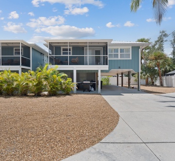 Beach Bungalow 2