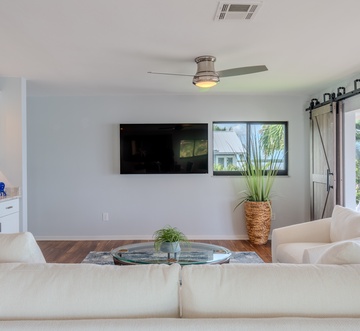 Club 205 At Bayview