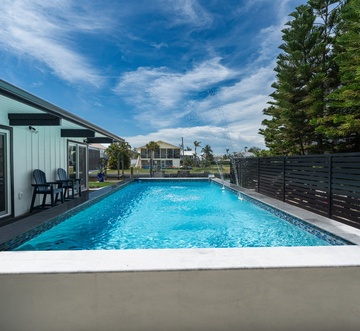 Curlew Beach Cottage