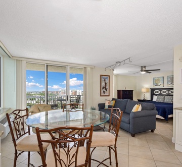 Estero Beach & Tennis 806-B